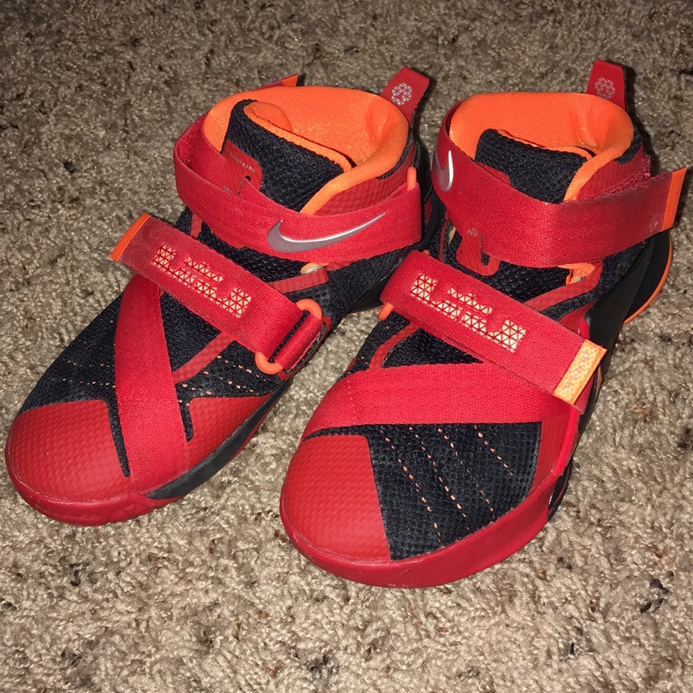 Nike Lebron Soldier. Toddler shoes.